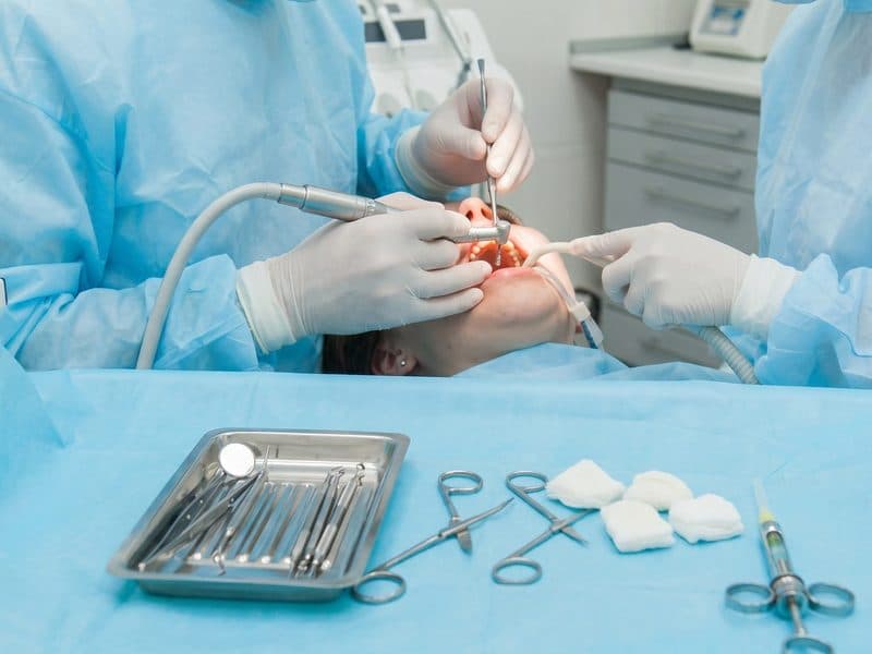 Cirugía oral y guiada en Ortigueira, Sigüeiro y Cariño